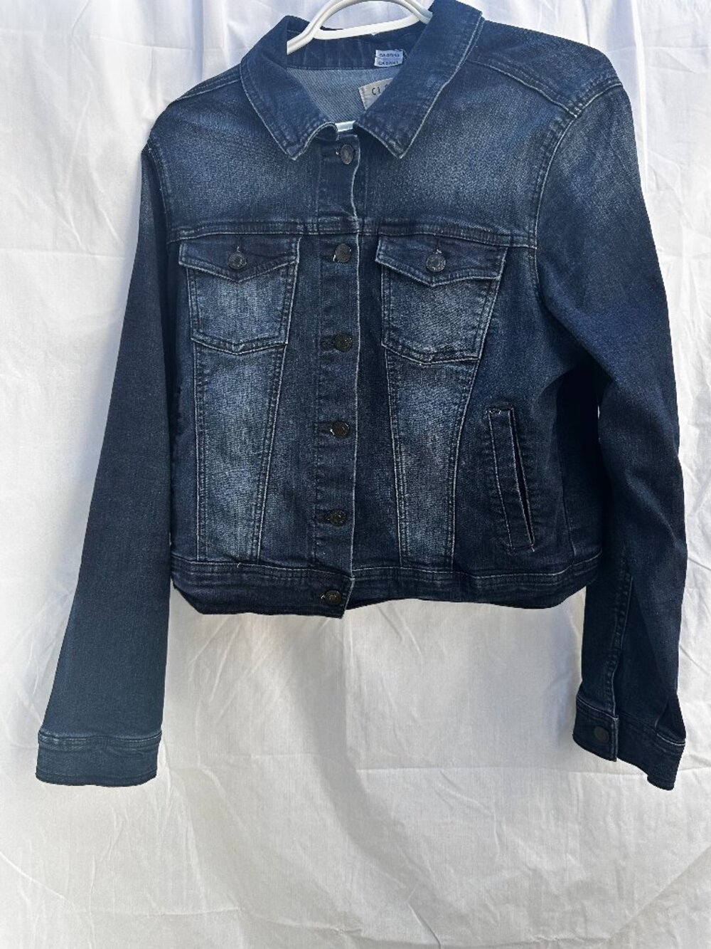 Ci Sono Dark Wash Fitted Denim Trucker Jacket – Size Large